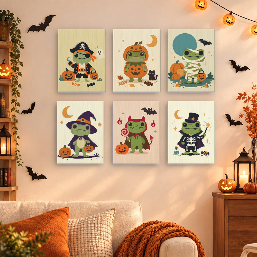 Coffret 6 mini-toiles Grenouilles Déguisées accrochées dans un salon décoré pour Halloween, Maison Artsen