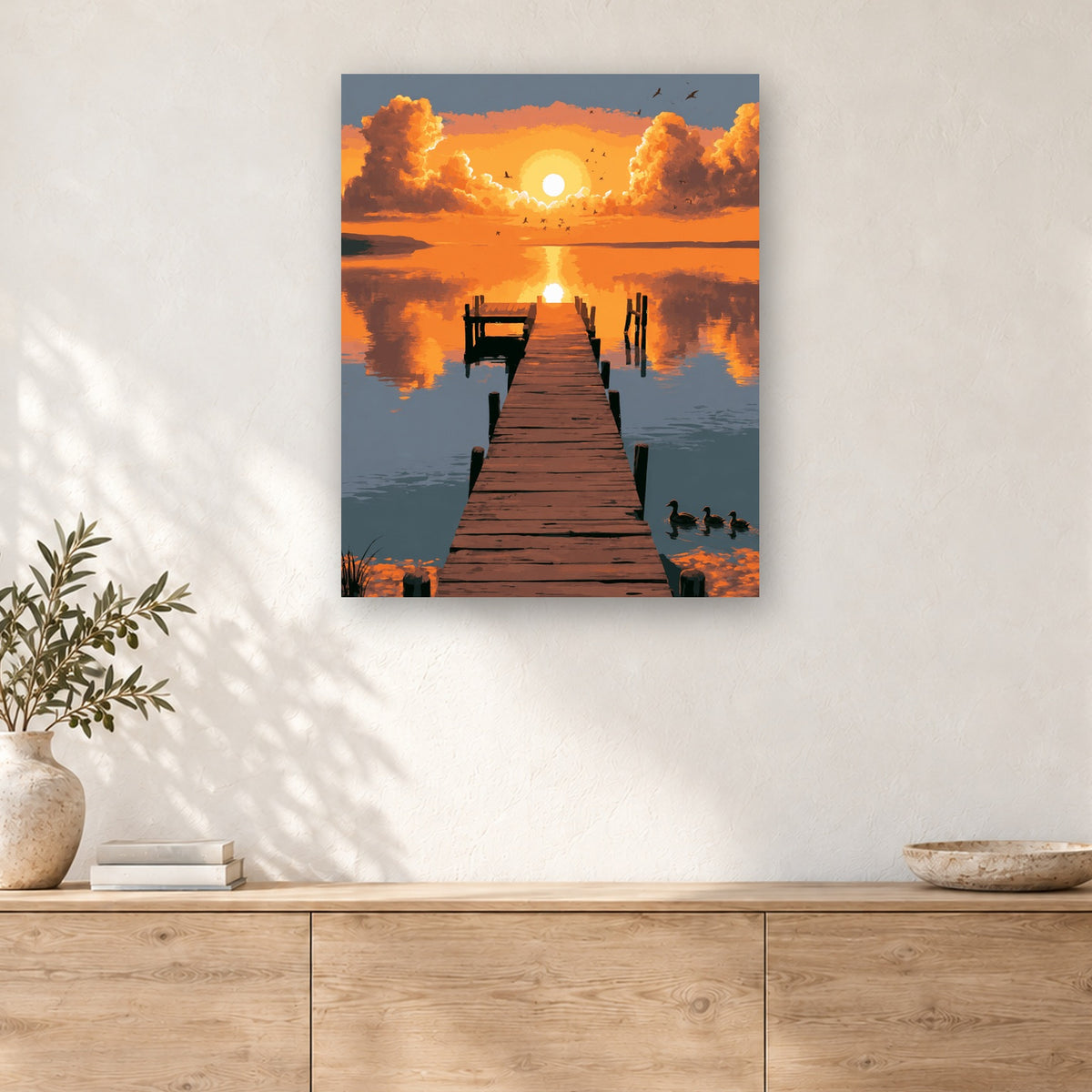 Tableau peinture par numéro Canards au Ponton Doré accroché dans un intérieur décoré, Maison Artsen