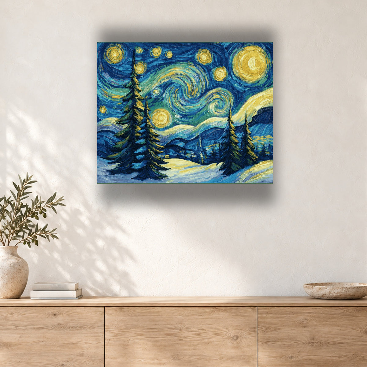 Tableau peinture par numéro Nuit Tourbillonnante sur les Sapins accroché dans un intérieur décoré, Maison Artsen