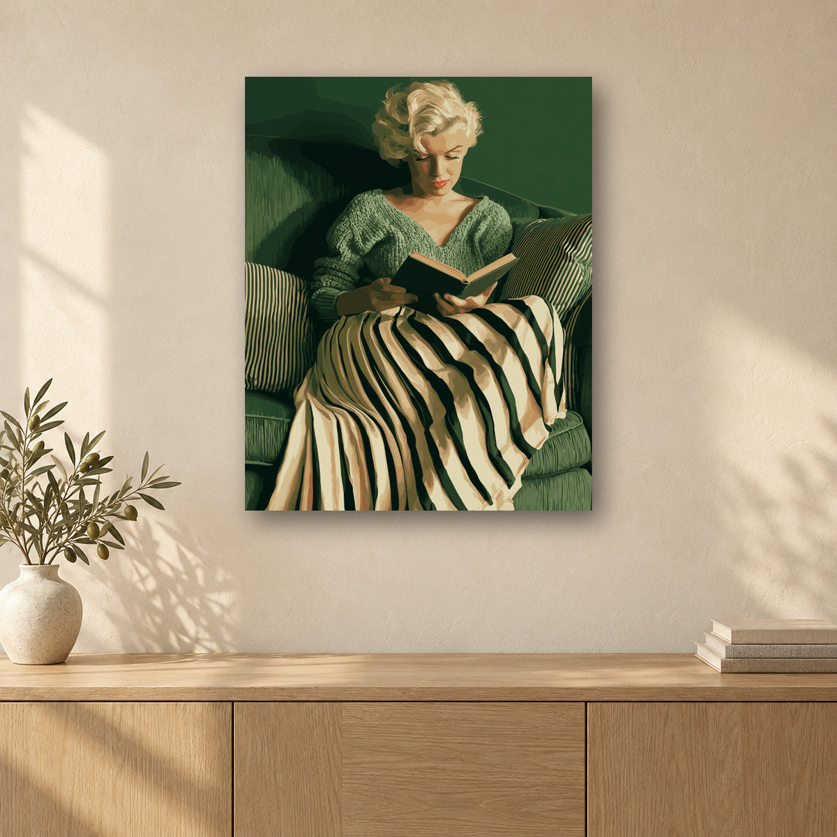 Tableau peinture par numéro Lecture en Fauteuil Vert accroché dans un intérieur décoré, Maison Artsen