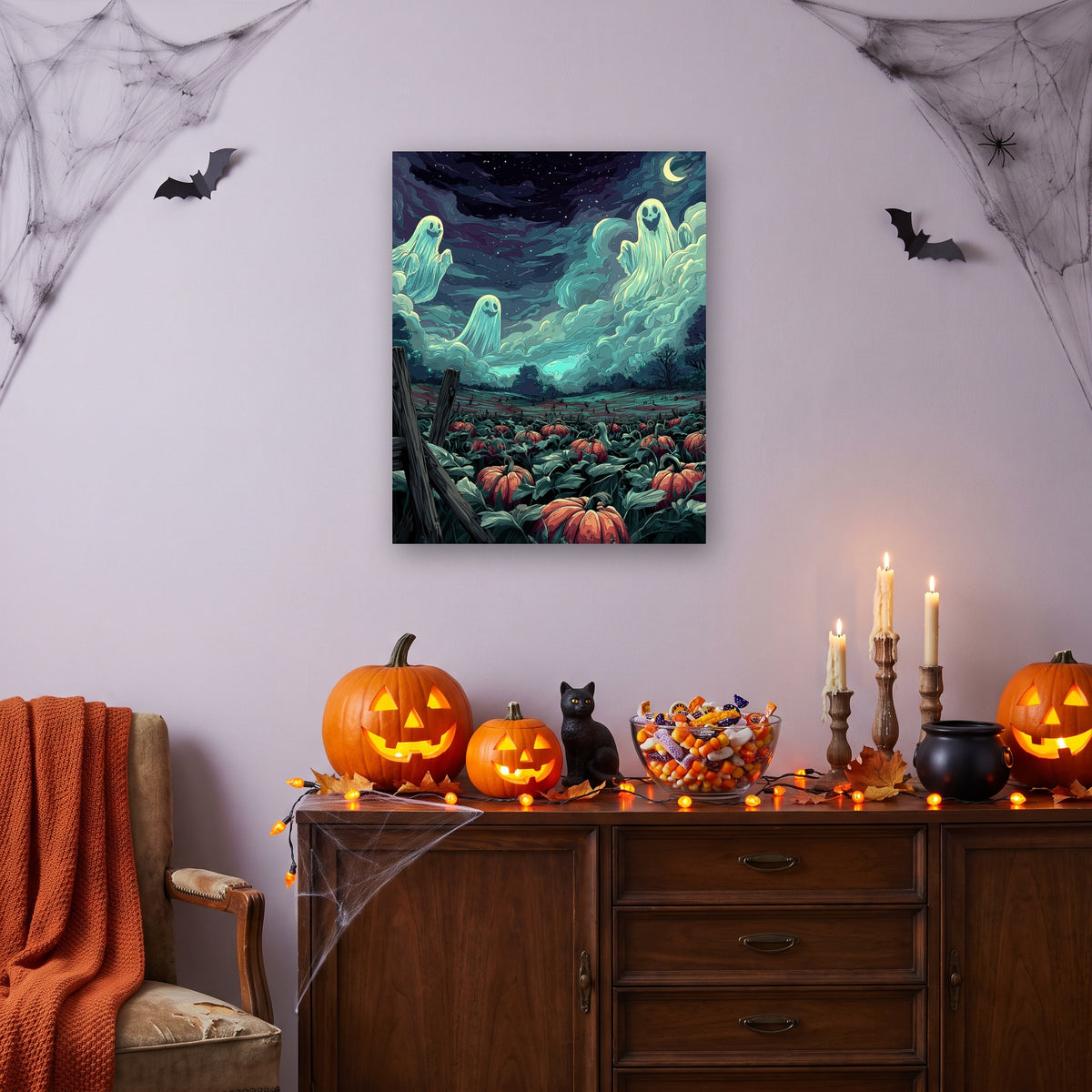 Tableau peinture par numéro Fantômes des Champs accroché dans un salon décoré pour Halloween — Maison Artsen